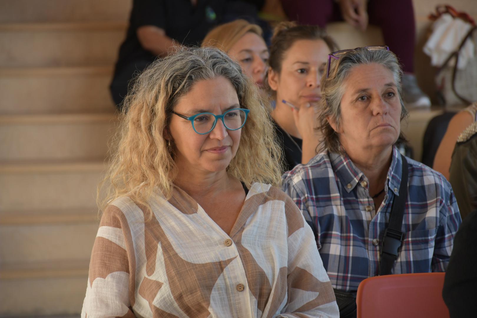 Encuentro de emprendedoras en el Centro Cultural Carlitos ·