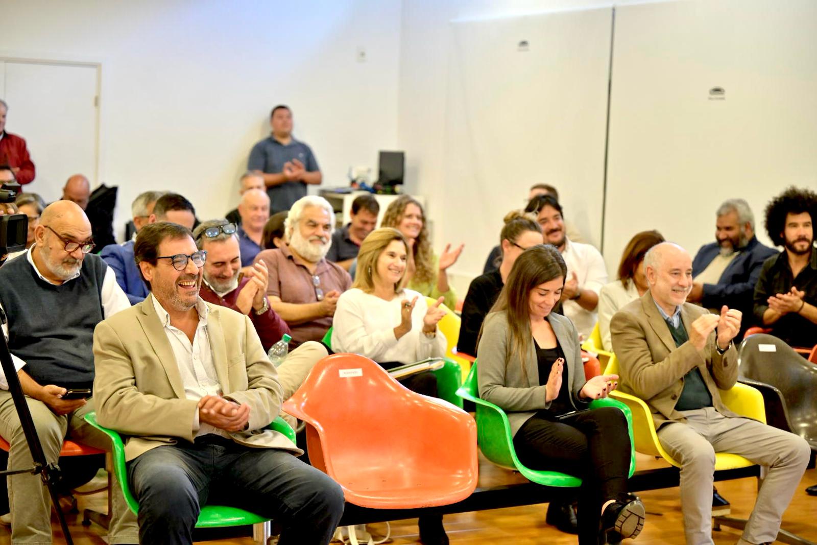 Intendente Metediera convocó a Gabinete por el Agua y especialistas técnicos para prevenir futuras emergencias climáticas ·