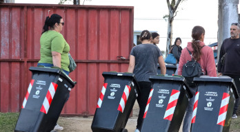 Nueva entrega contenedores para la gestión de residuos domiciliarios en Santa Lucía