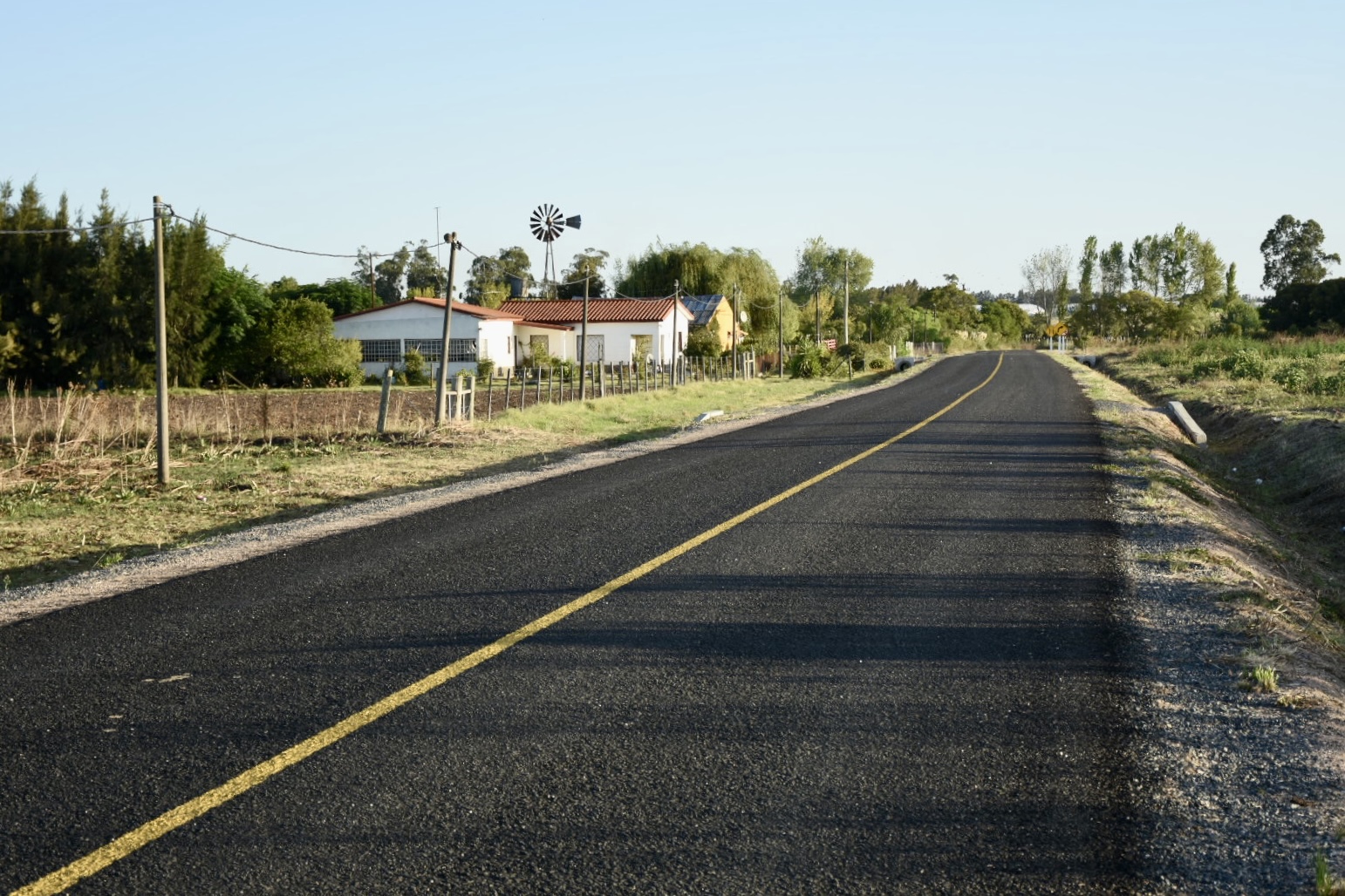 Inauguración de obra de pavimentación en Camino Paso del Medio