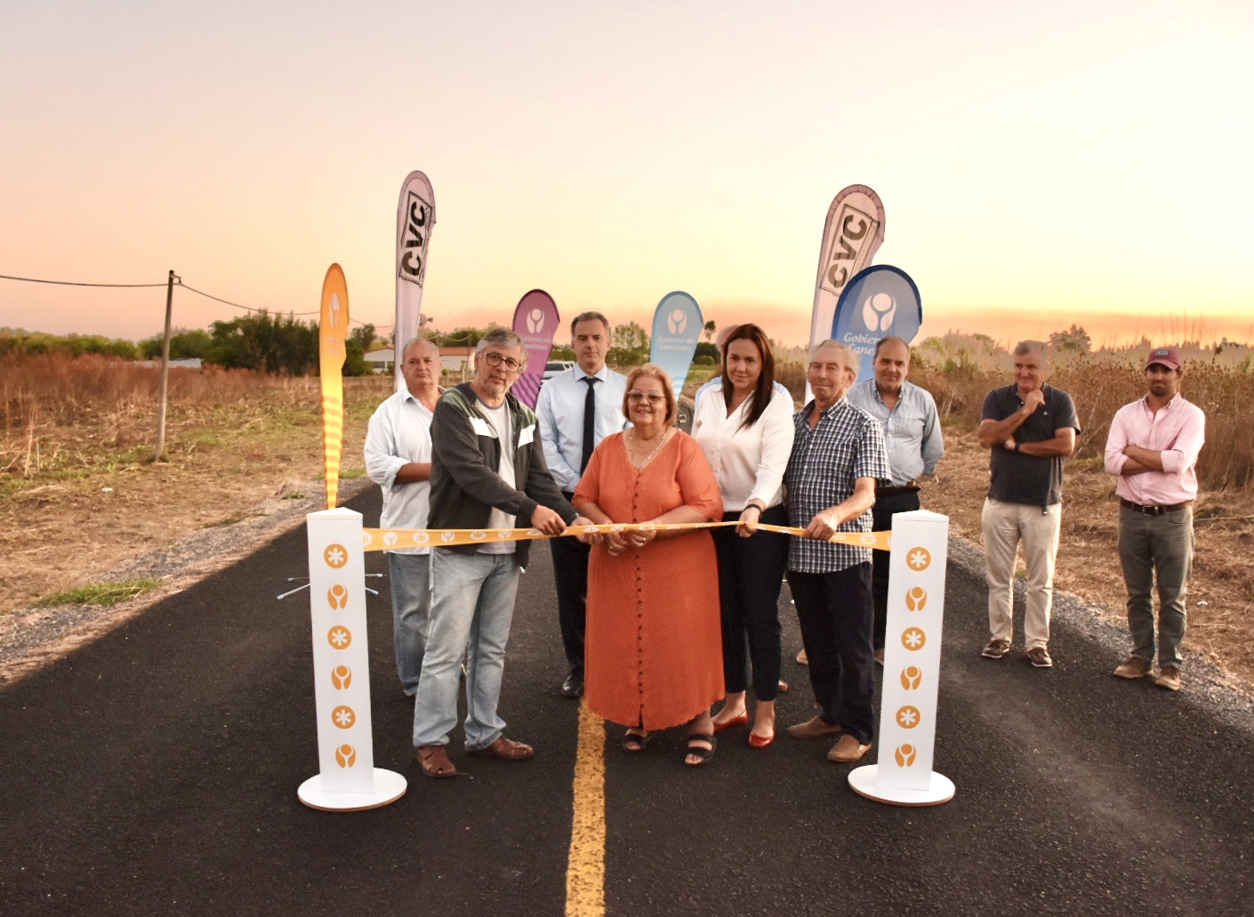 Inauguración de obra de pavimentación en Camino Paso del Medio