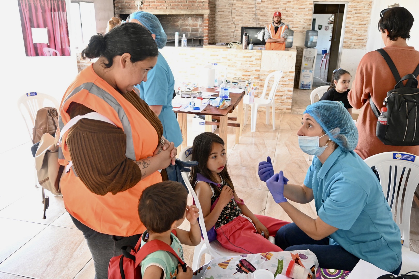 Atención a niñas y niños en el Plan de Salud Bucal 