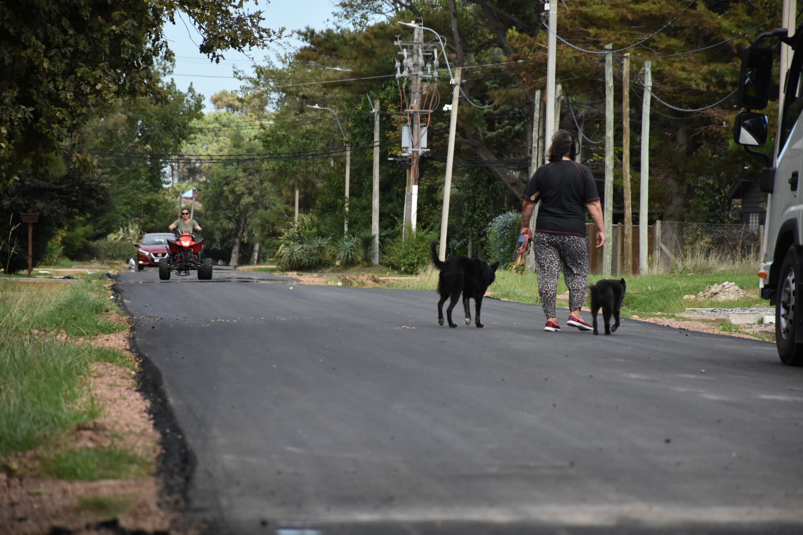 Avanzan obras de infraestructura vial en la calle Stella Maris de Ciudad de la Costa