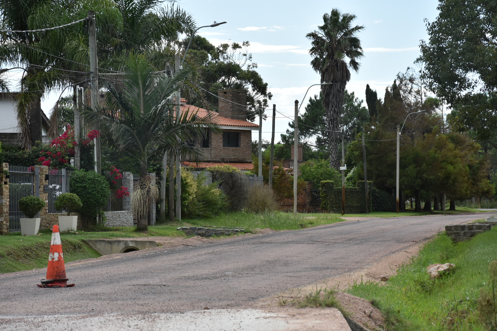 Avanzan obras de infraestructura vial en la calle Stella Maris de Ciudad de la Costa