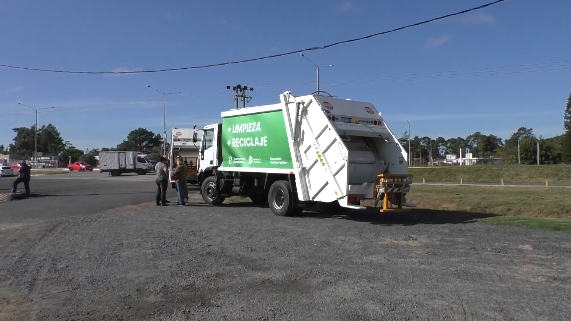 Infraestructura para reciclaje, camiones eléctricos y equipamiento para 200 familias de Salinas