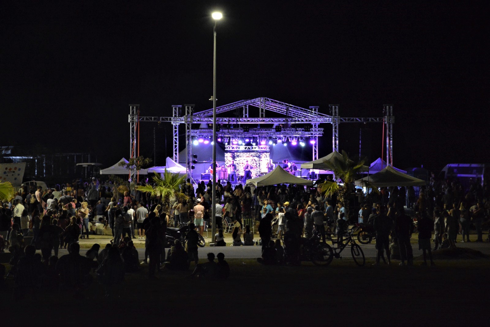 La Paz cerró los festejos de su 150 aniversario con un evento en el Parque Metropolitano