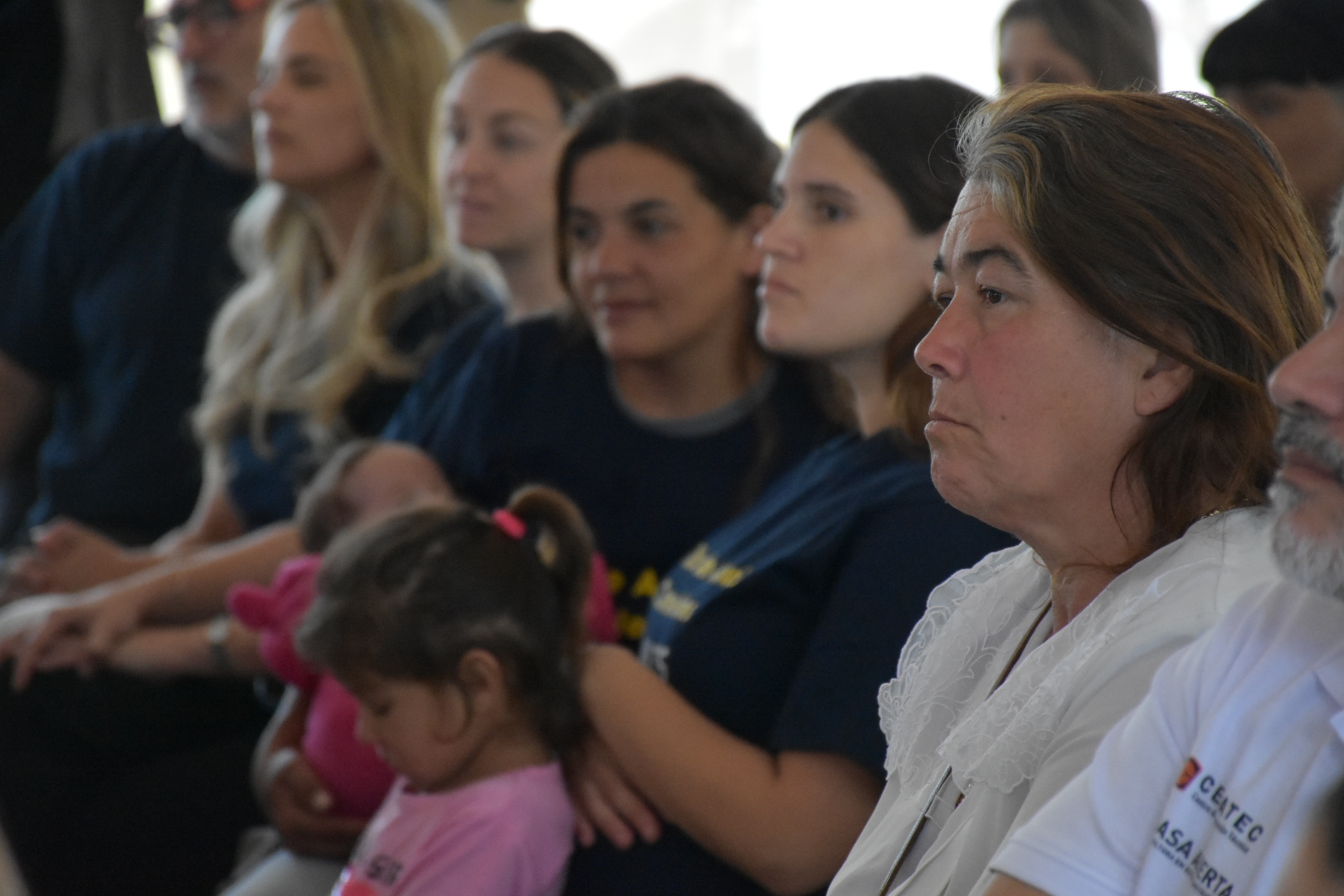 Concejala Mirian Camacho del Municipio Nicolich presente en entrega de viviendas