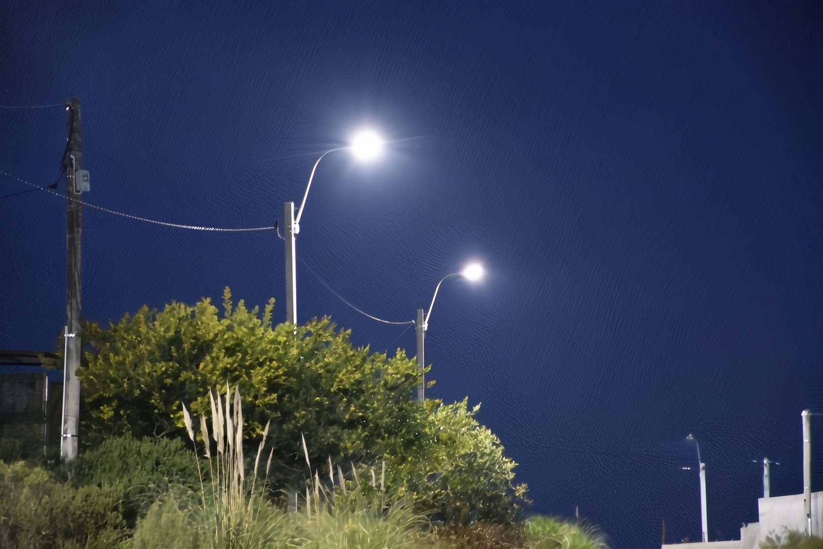 Se inauguraron 70 nuevas luminarias en el barrio Colina Verde de Suárez 