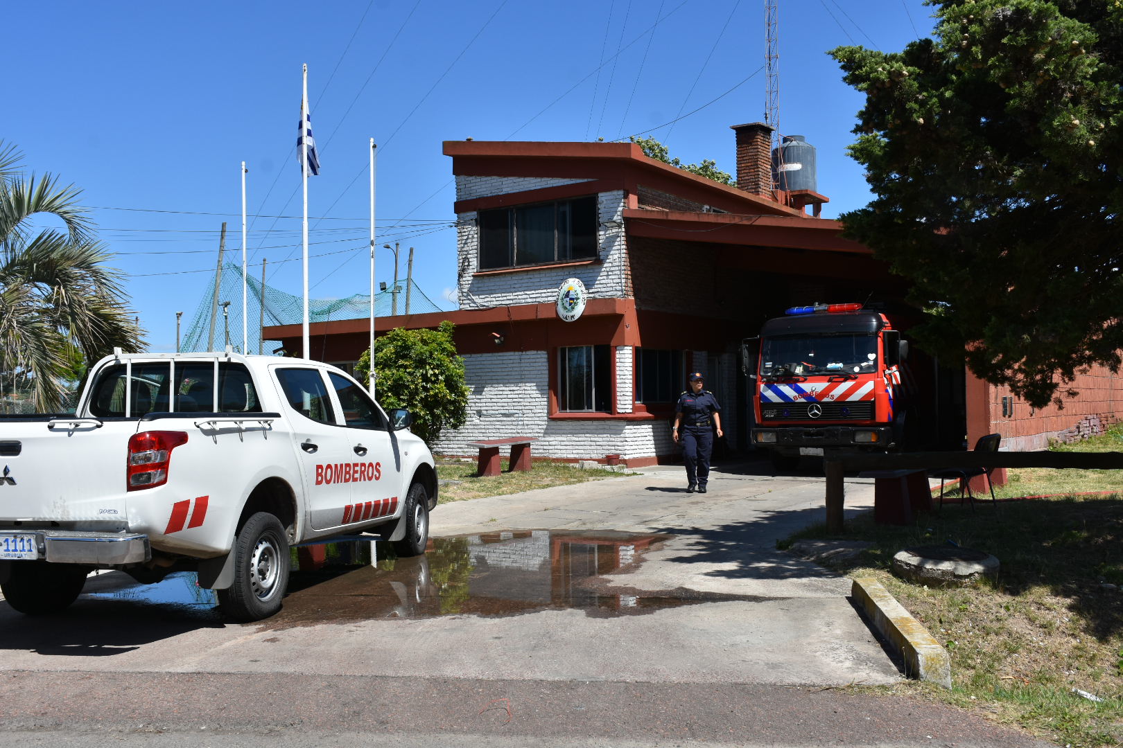 Destacamento de bomberos de Solymar