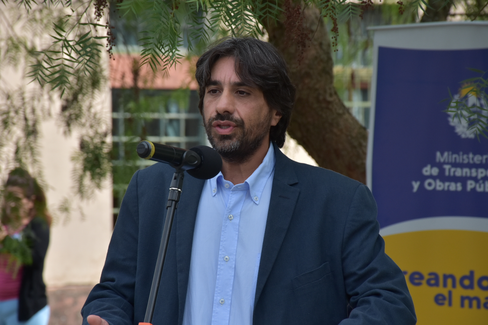 Director General de Tránsito y Transporte Intendencia de Canelones, Marcelo Metediera, en inaugura obras de pavimentación en Colonia Berro 