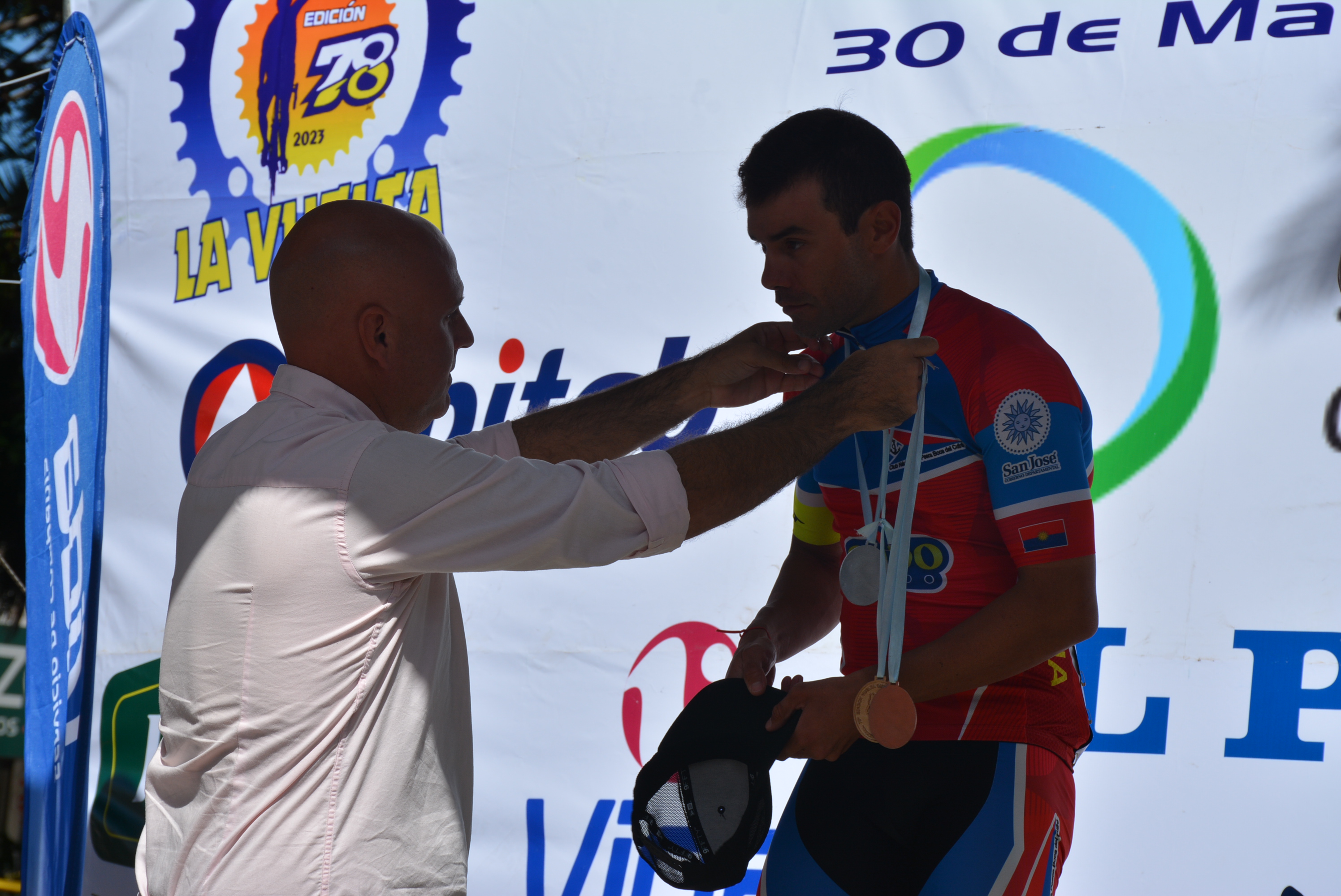 Vuelta Ciclista 2023: llegada de la primera etapa y podio en ciudad de Canelones