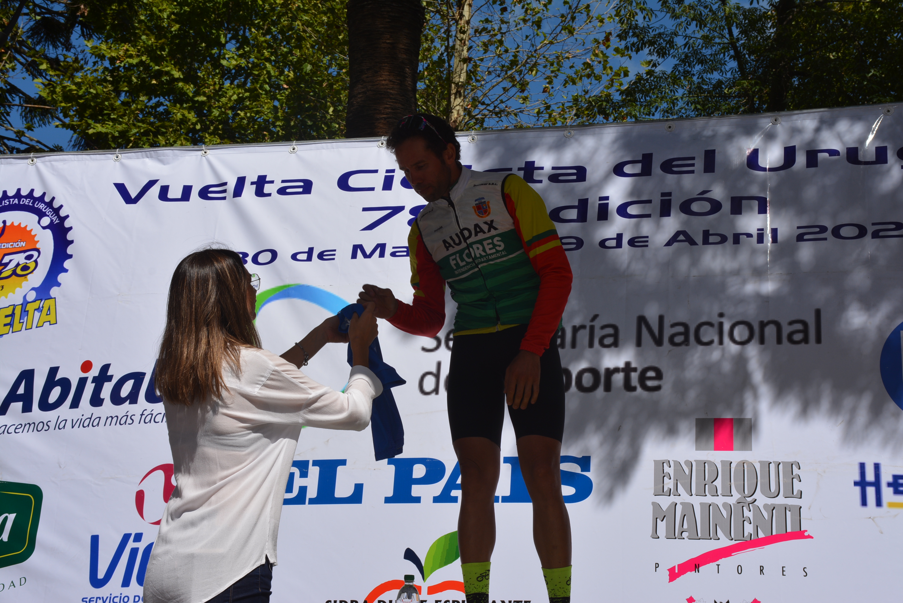 Vuelta Ciclista 2023: llegada de la primera etapa y podio en ciudad de Canelones