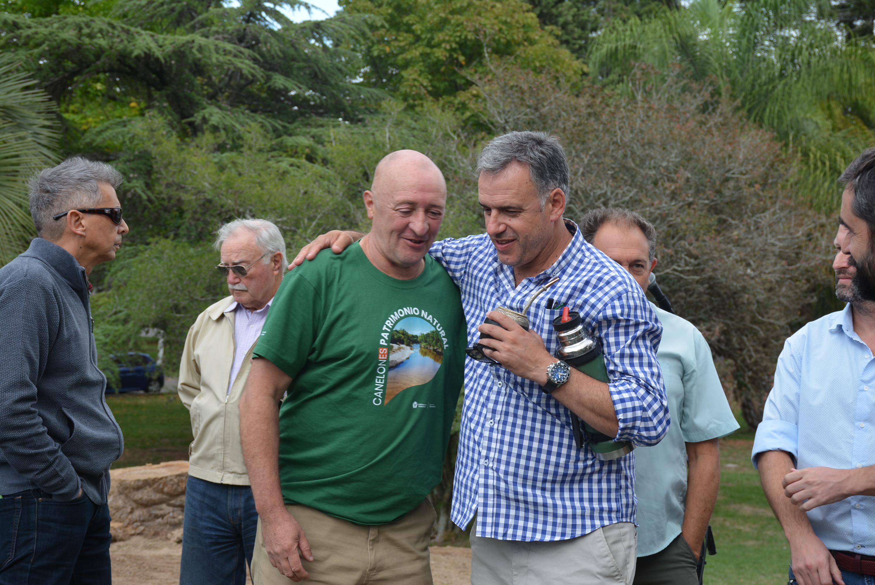 Se inauguró una recreación de un cerrito indígena y una muestra fotográfica en homenaje a Jorge Femenías en el Museo Arqueológico Prof. Antonio Taddei