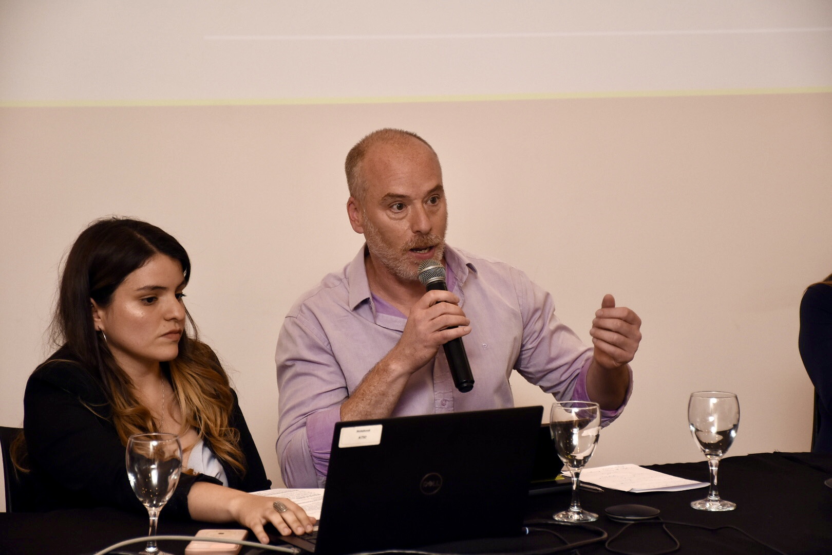 Especialista en Monitoreo y Evaluación de políticas públicas, José Ignacio Arocena en el Conversatorio de derecho a la alimentación y seguridad alimentaria de Canelones