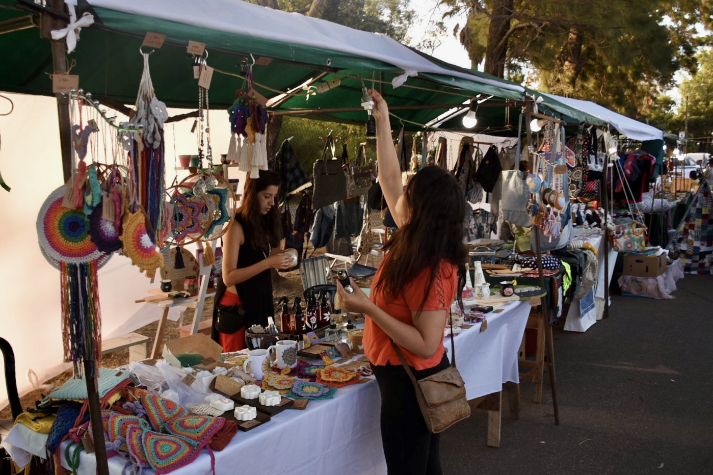 La 18ª Feria de Economía Solidaria se desarrolló en Atlántida con gran concurrencia de público