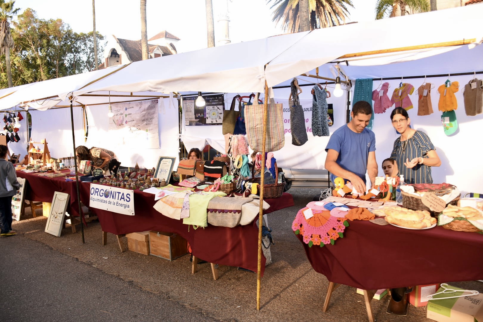 La 18ª Feria de Economía Solidaria se desarrolló en Atlántida con gran concurrencia de público