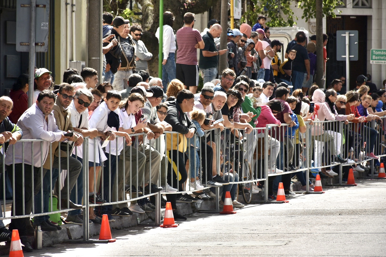 Vuelta Ciclista 2023: llegada de la primera etapa y podio en ciudad de Canelones