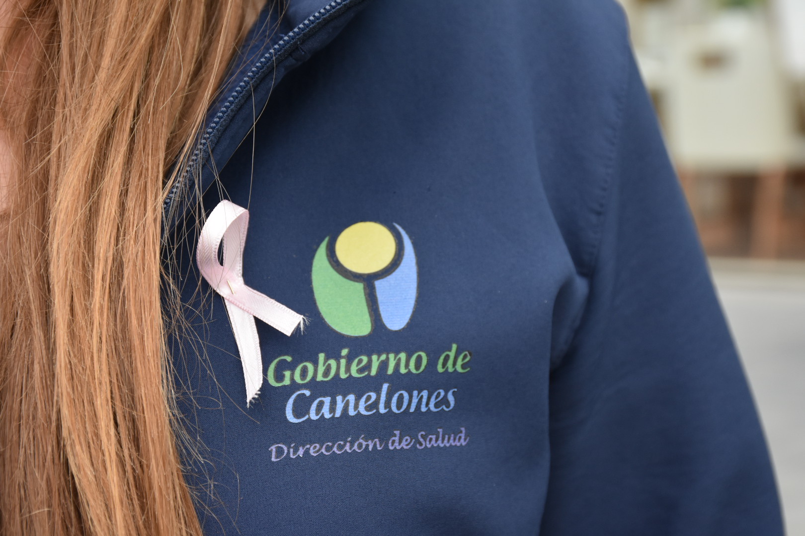Lazo rosa conmemora Lucha contra el cáncer de mama