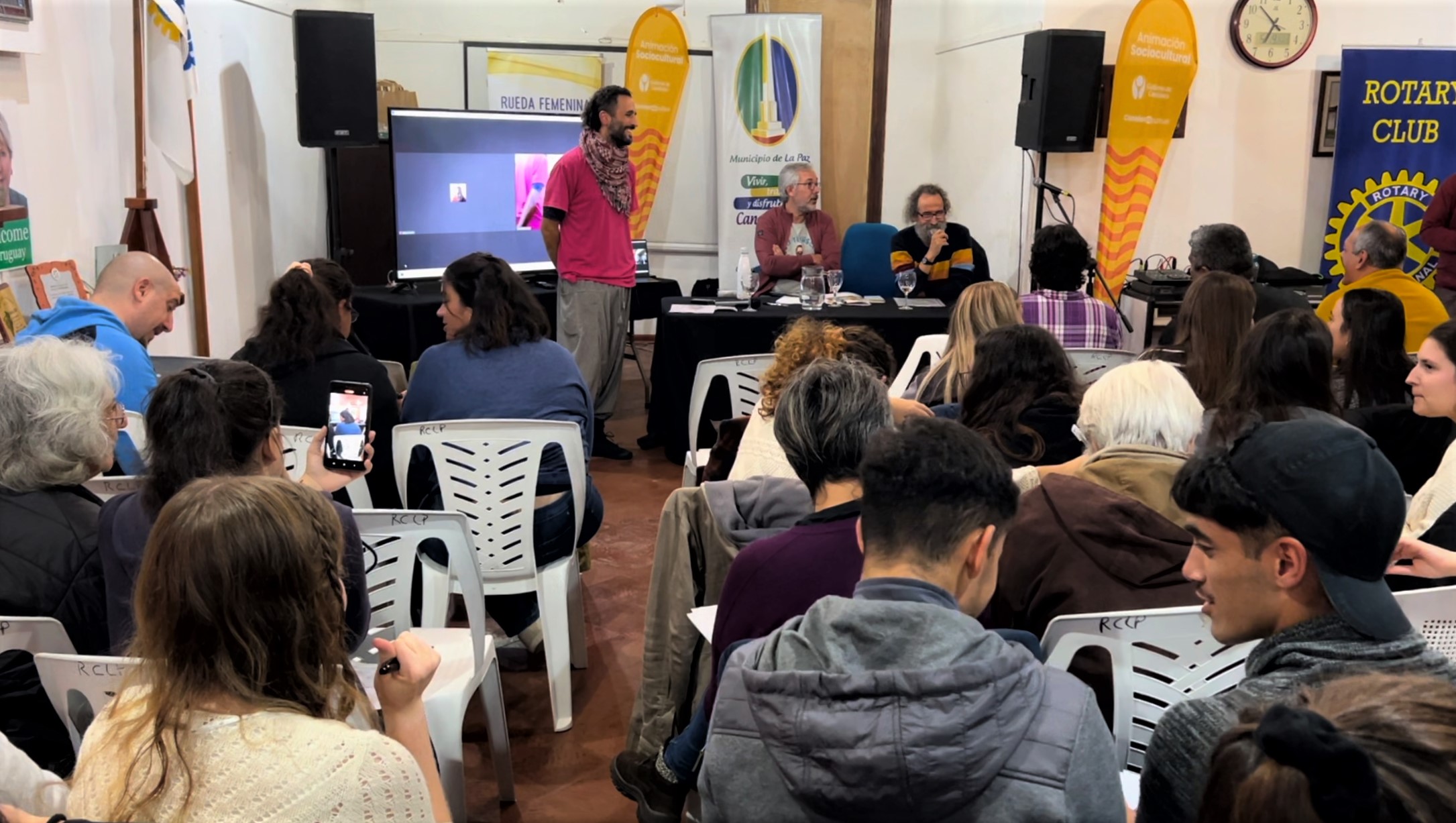 Se llevó a cabo el conversatorio El poder transformador del juego, encuentro de las tribus