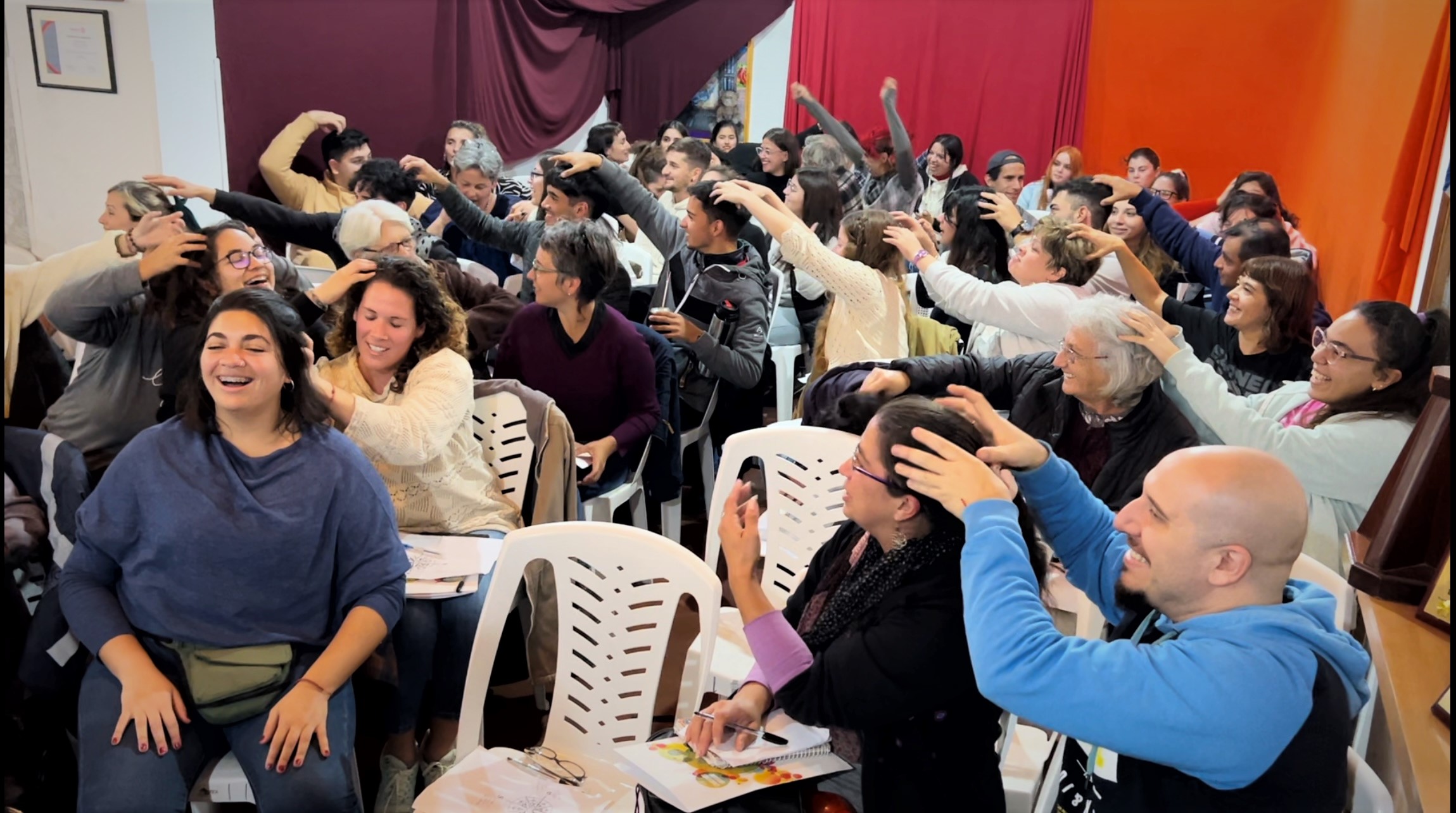 Se llevó a cabo el conversatorio El poder transformador del juego, encuentro de las tribus