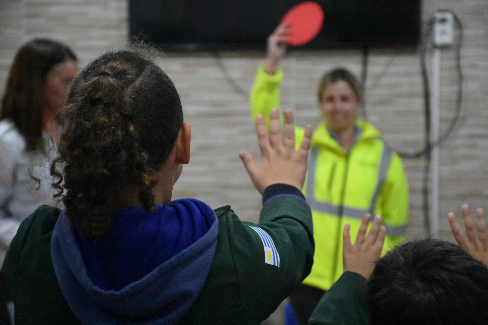 Taller de seguridad vial dirigido a estudiantes  del Centro Social y Educativo FOEB
