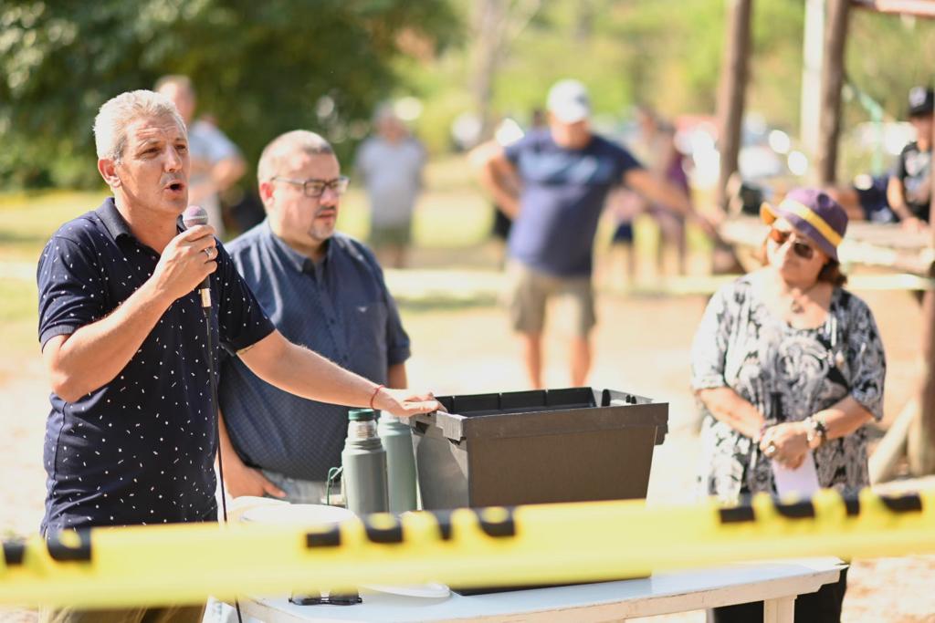 1500 familias de El Pinar ya tienen su contenedor para reciclables y su compostera