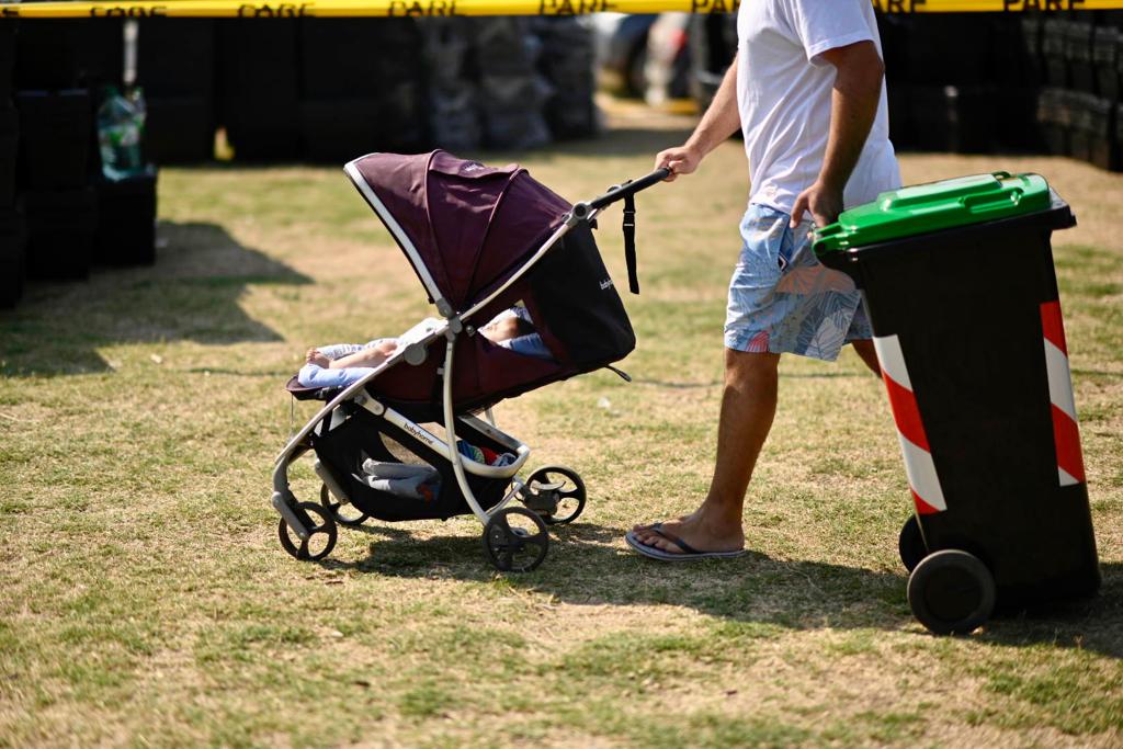 1500 familias de El Pinar ya tienen su contenedor para reciclables y su compostera