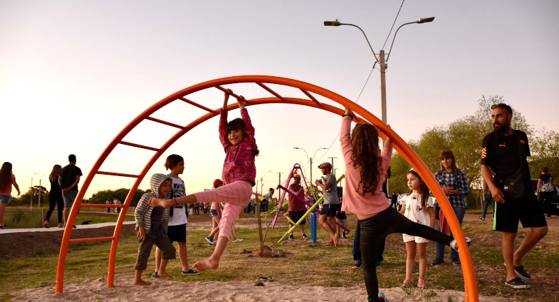Se inauguró en Santa Rosa el parque Gulla para el disfrute de toda la familia