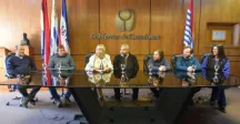 Mesa con autoridades del Gobierno de Canelones 